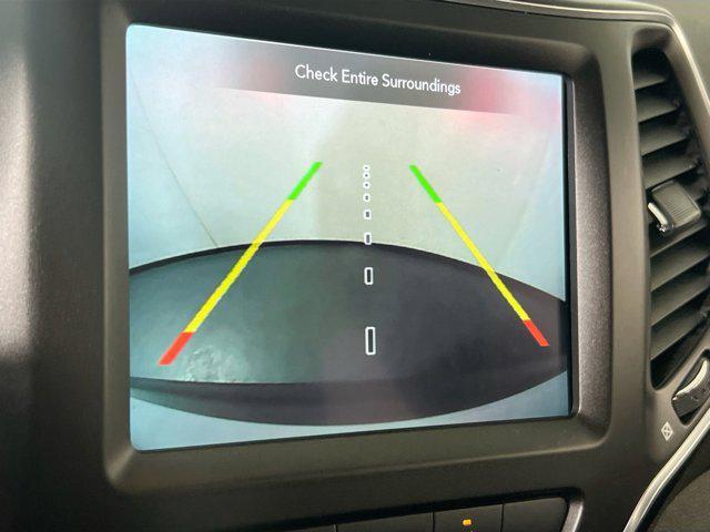 used 2022 Jeep Cherokee car, priced at $24,171