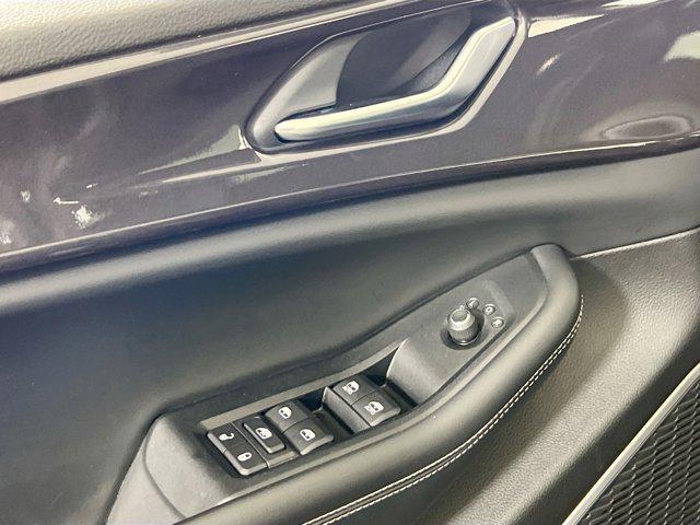 used 2022 Jeep Grand Cherokee car, priced at $31,106