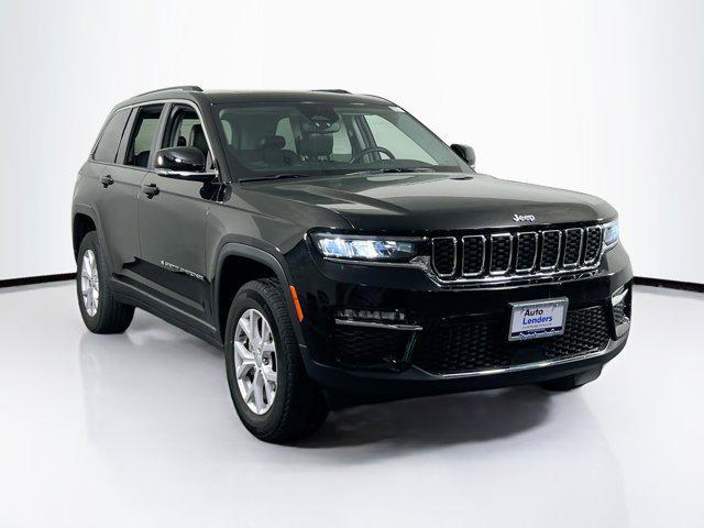 used 2022 Jeep Grand Cherokee car, priced at $37,185