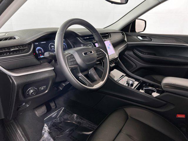 used 2023 Jeep Grand Cherokee car, priced at $35,875