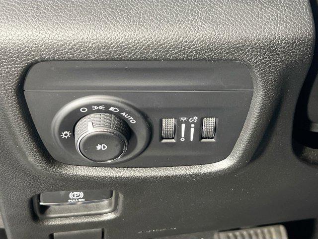 used 2022 Jeep Grand Cherokee car, priced at $29,348