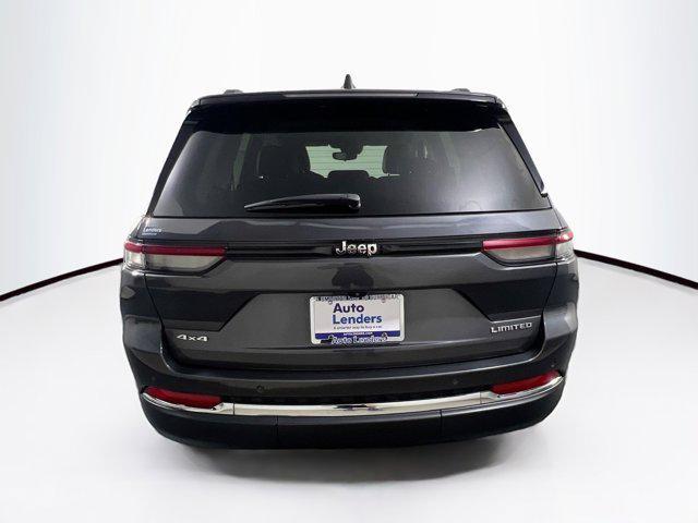 used 2022 Jeep Grand Cherokee car, priced at $29,348