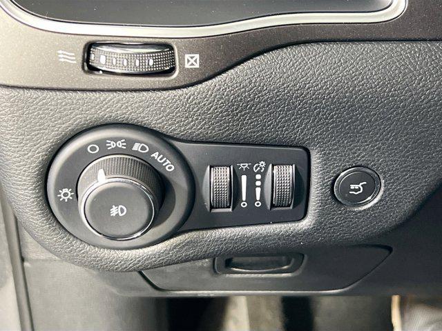 used 2022 Jeep Cherokee car, priced at $24,435