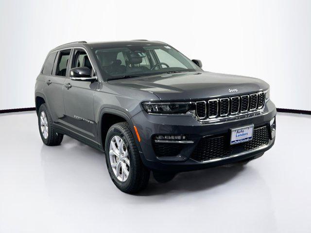used 2022 Jeep Grand Cherokee car, priced at $32,622