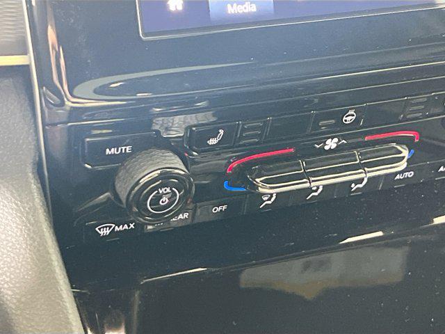 used 2023 Jeep Grand Cherokee L car, priced at $34,267