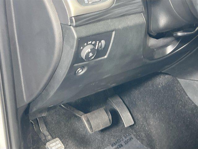 used 2022 Jeep Grand Cherokee car, priced at $28,634