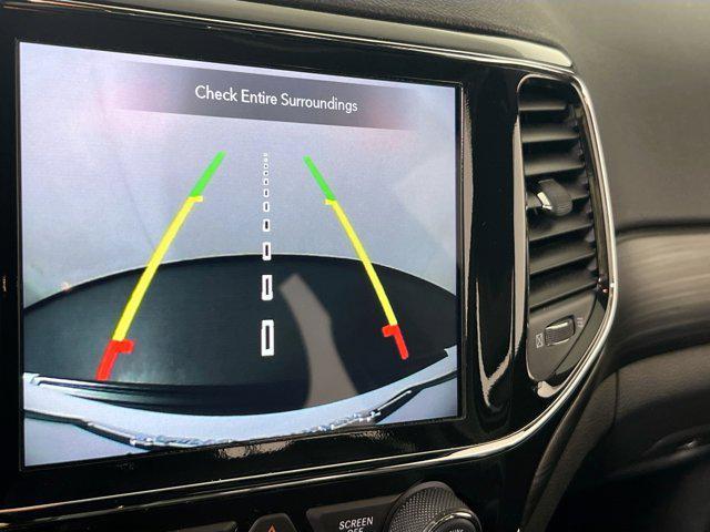 used 2022 Jeep Grand Cherokee car, priced at $28,634