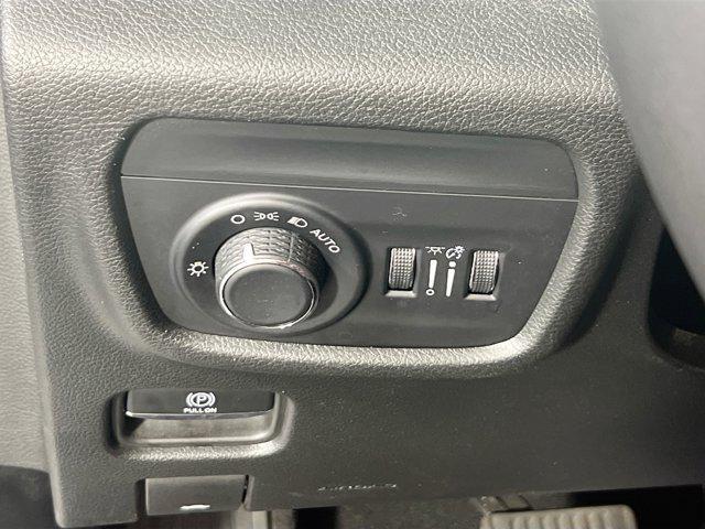 used 2023 Jeep Grand Cherokee car, priced at $29,478
