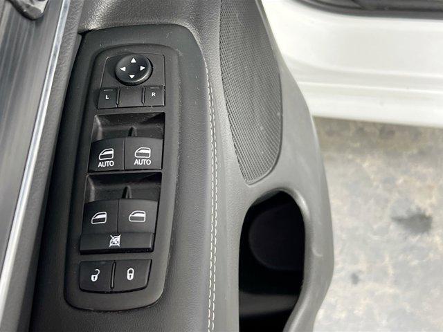 used 2021 Jeep Grand Cherokee car, priced at $29,892