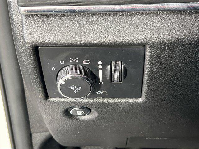 used 2021 Jeep Grand Cherokee car, priced at $29,892