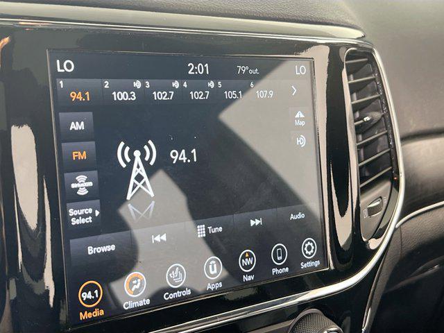 used 2022 Jeep Grand Cherokee car, priced at $27,482