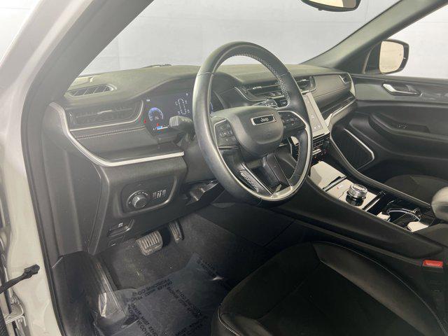 used 2022 Jeep Grand Cherokee car, priced at $33,468