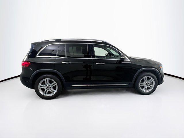 used 2021 Mercedes-Benz GLB 250 car, priced at $32,142