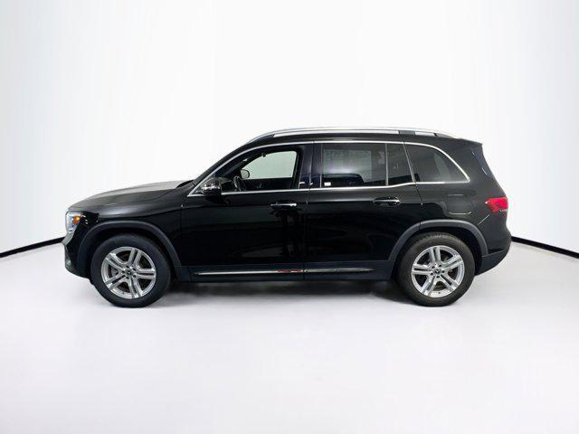 used 2021 Mercedes-Benz GLB 250 car, priced at $32,142