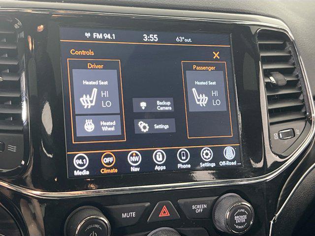 used 2022 Jeep Grand Cherokee car, priced at $30,166