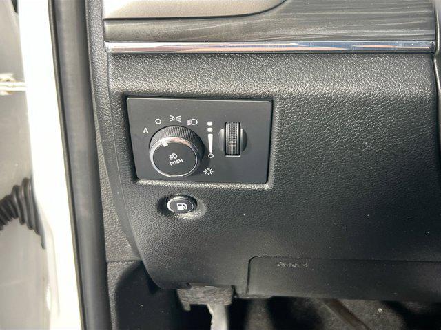 used 2022 Jeep Grand Cherokee car, priced at $30,166