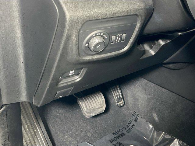 used 2023 Jeep Grand Cherokee car, priced at $37,695