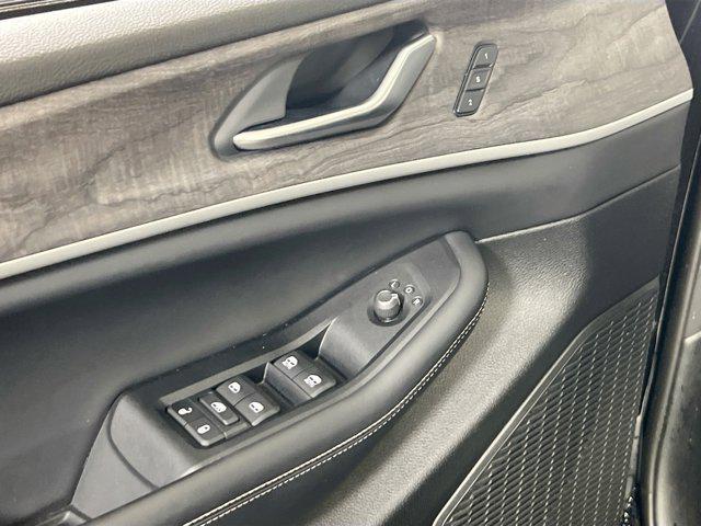 used 2023 Jeep Grand Cherokee car, priced at $37,695