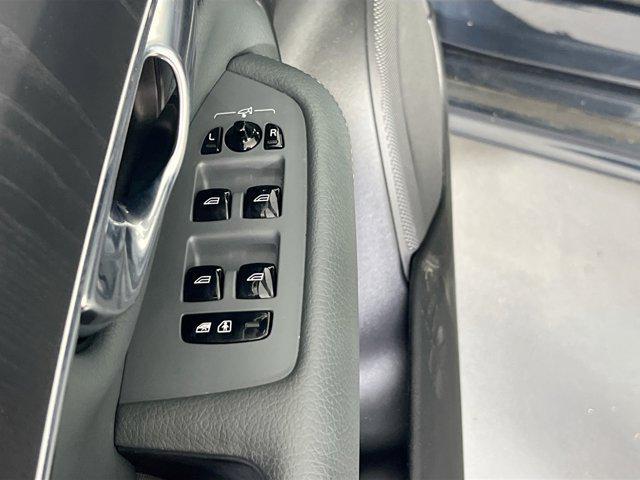 used 2020 Volvo XC90 car, priced at $32,158