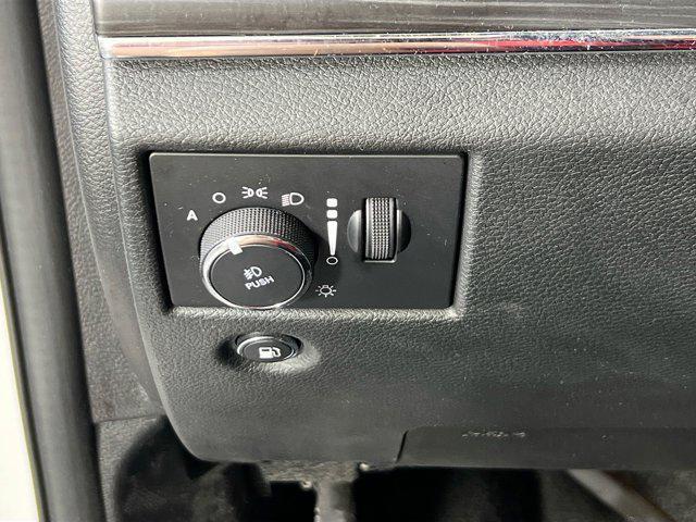 used 2022 Jeep Grand Cherokee car, priced at $28,303