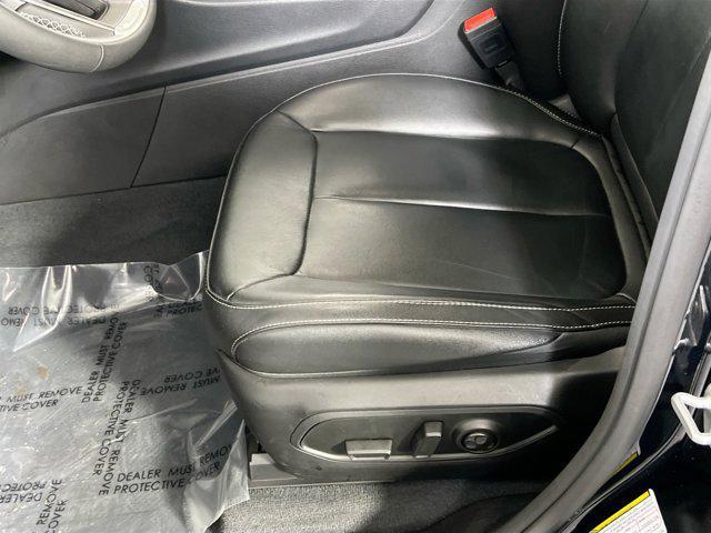 used 2023 Jeep Grand Cherokee car, priced at $36,254