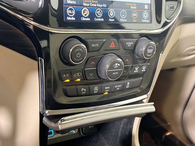 used 2022 Jeep Grand Cherokee car, priced at $24,145