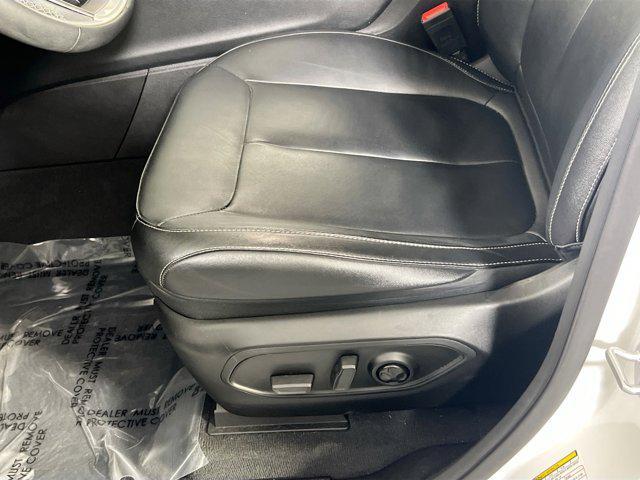 used 2023 Jeep Grand Cherokee car, priced at $33,567