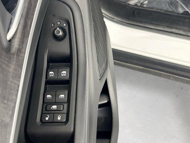 used 2023 Jeep Grand Cherokee car, priced at $33,567