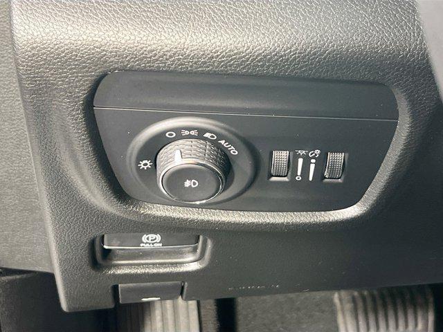 used 2023 Jeep Grand Cherokee car, priced at $33,567