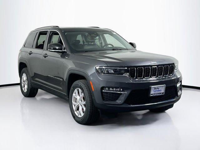 used 2022 Jeep Grand Cherokee car, priced at $30,988