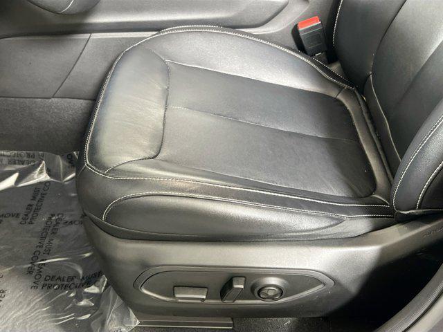 used 2022 Jeep Grand Cherokee car, priced at $30,988