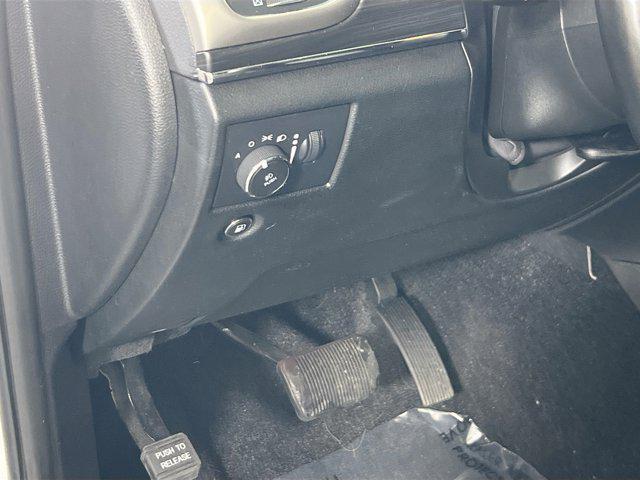 used 2022 Jeep Grand Cherokee car, priced at $26,868