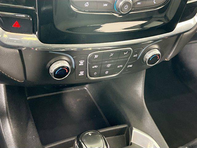 used 2020 Chevrolet Traverse car, priced at $21,134