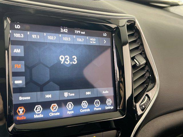 used 2022 Jeep Cherokee car, priced at $24,965