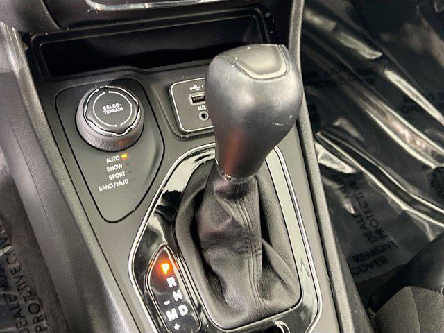 used 2022 Jeep Cherokee car, priced at $24,965