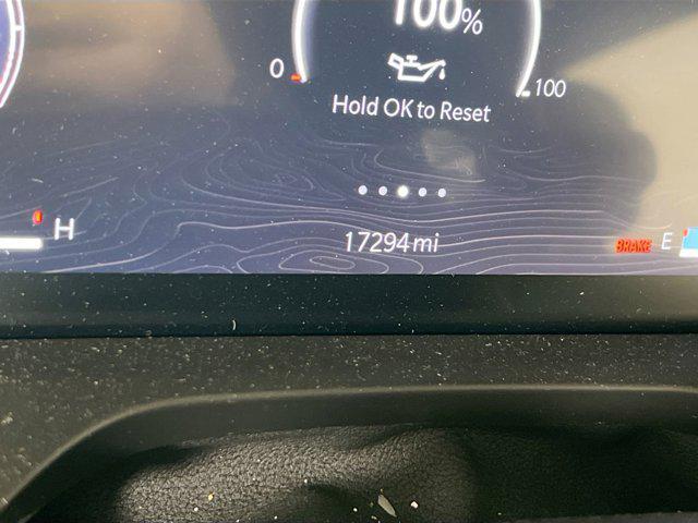 used 2022 Jeep Grand Cherokee car, priced at $32,034