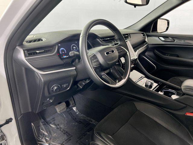 used 2022 Jeep Grand Cherokee car, priced at $32,034