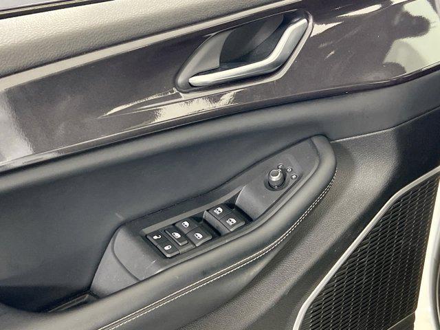 used 2022 Jeep Grand Cherokee car, priced at $32,034