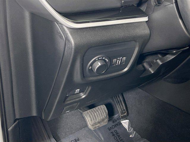 used 2022 Jeep Grand Cherokee car, priced at $32,034