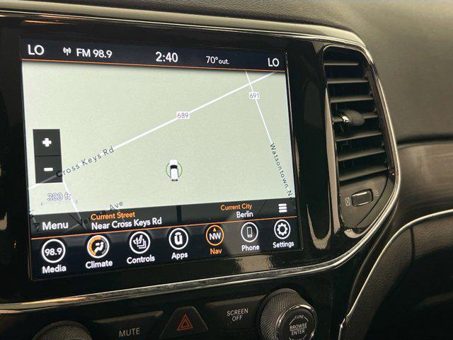 used 2022 Jeep Grand Cherokee car, priced at $25,016