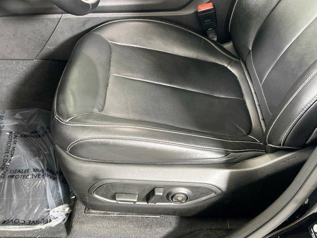 used 2022 Jeep Grand Cherokee car, priced at $30,565