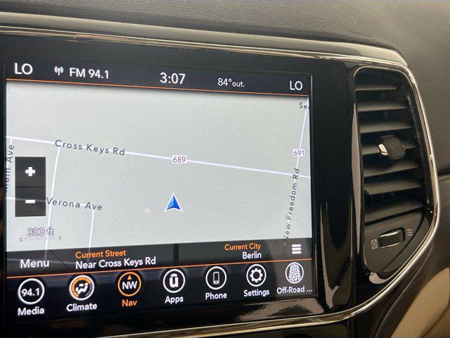 used 2022 Jeep Grand Cherokee car, priced at $27,221