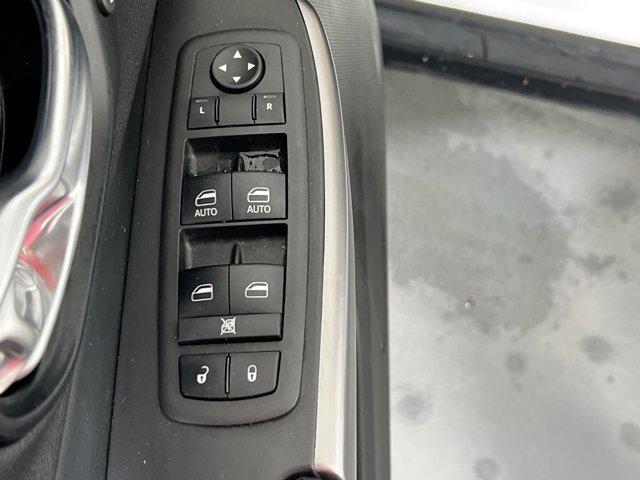 used 2022 Jeep Cherokee car, priced at $28,635