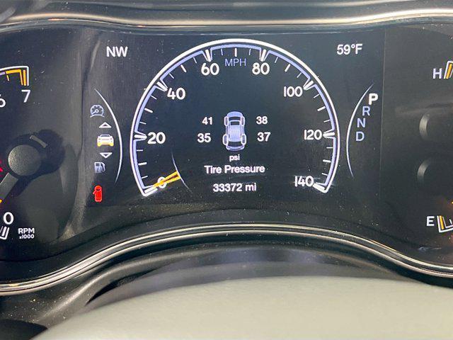 used 2022 Jeep Grand Cherokee car, priced at $27,149