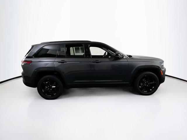 used 2022 Jeep Grand Cherokee car, priced at $34,645