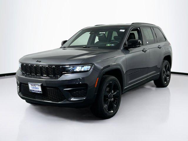 used 2022 Jeep Grand Cherokee car, priced at $34,995
