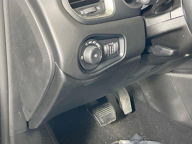 used 2022 Jeep Renegade car, priced at $22,903