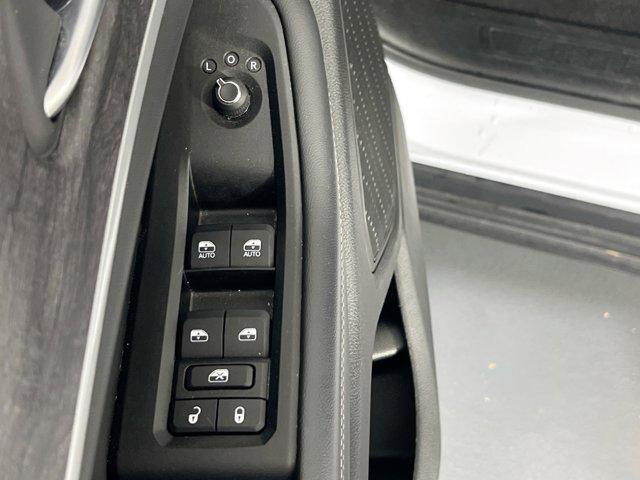 used 2023 Jeep Grand Cherokee car, priced at $34,495