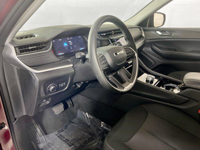 used 2023 Jeep Grand Cherokee car, priced at $31,462