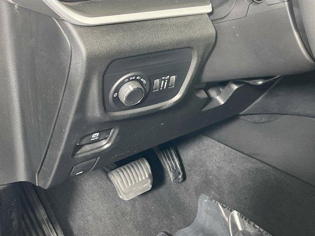 used 2023 Jeep Grand Cherokee car, priced at $31,462